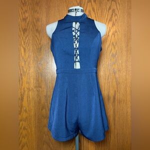 AKIRA Chicago Black Label women’s Navy romper - Medium.